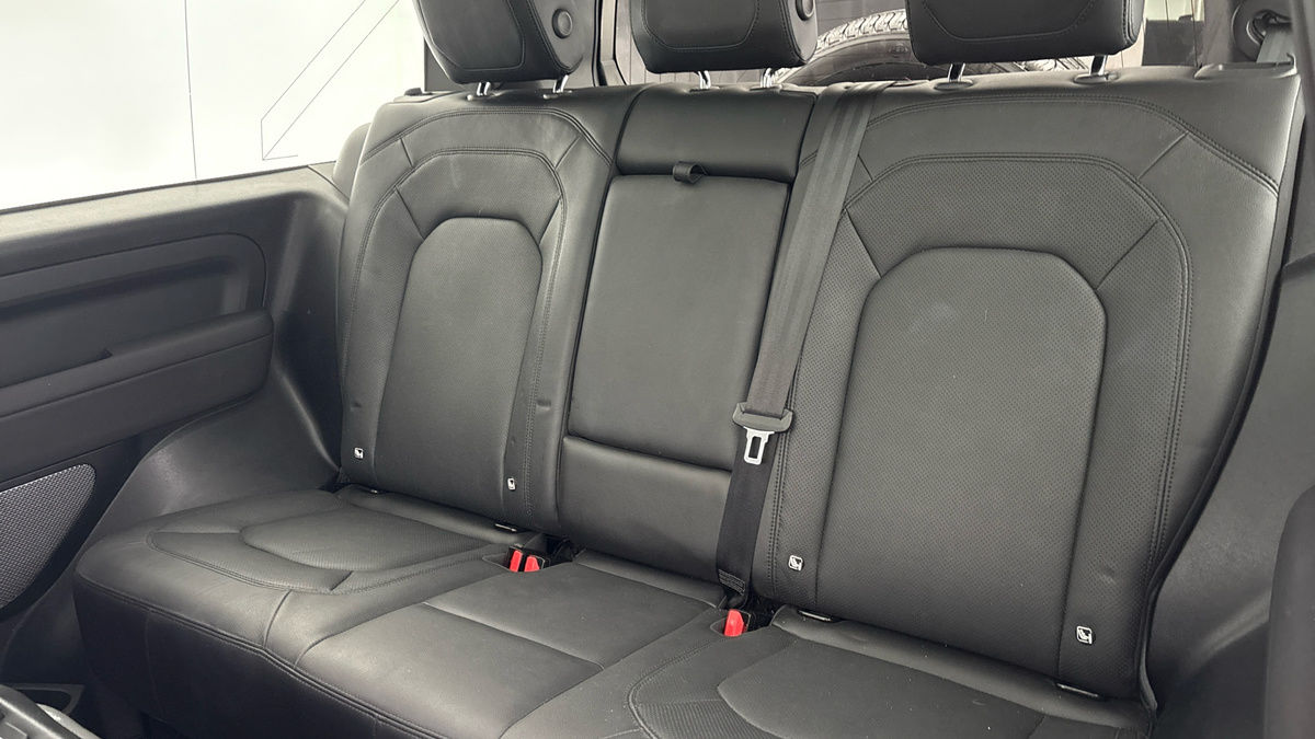 Used Land Rover Defender 2022 for sale - 78213229: Photo 8