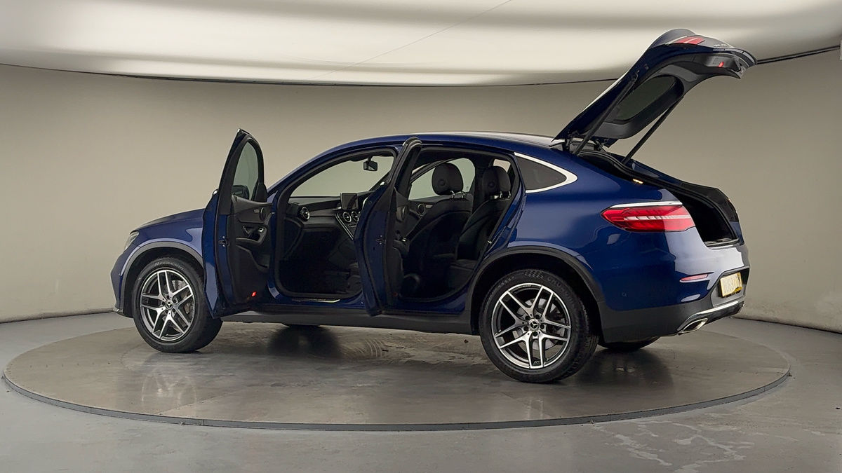 Used Mercedes-Benz GLC 2019 for sale - 76368753: Photo 45