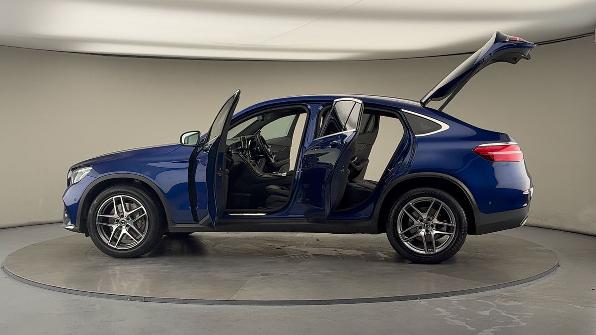 Used Mercedes-Benz GLC 2019 for sale - 76368753: Photo 46