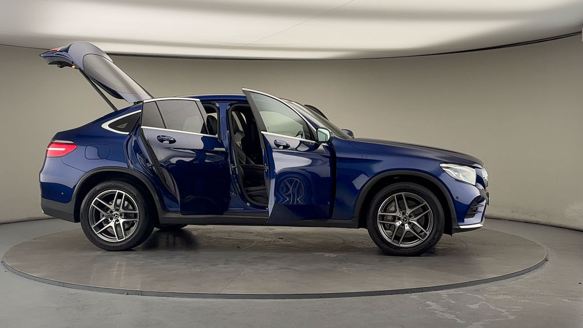 Used Mercedes-Benz GLC 2019 for sale - 76368753: Photo 55