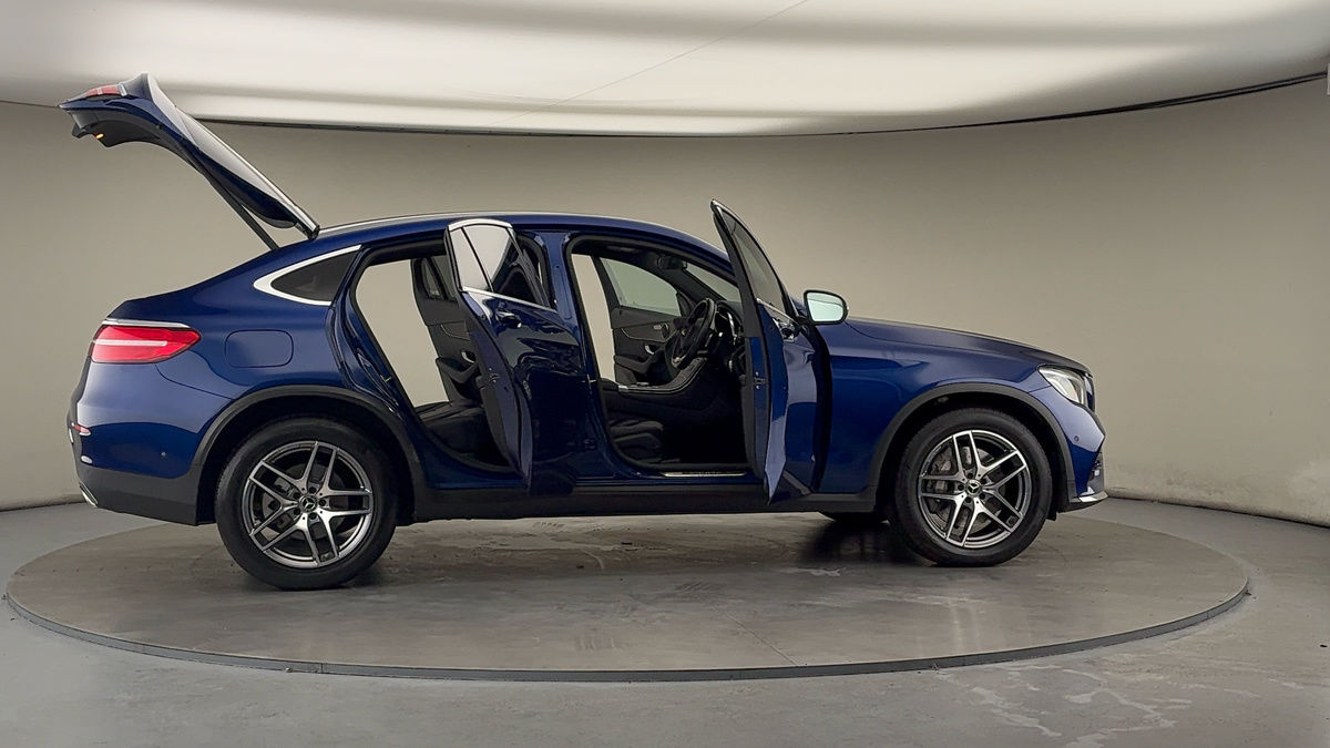 Used Mercedes-Benz GLC 2019 for sale - 76368753: Photo 56