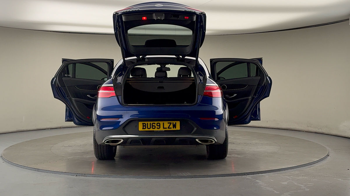 Used Mercedes-Benz GLC 2019 for sale - 76368753: Photo 60