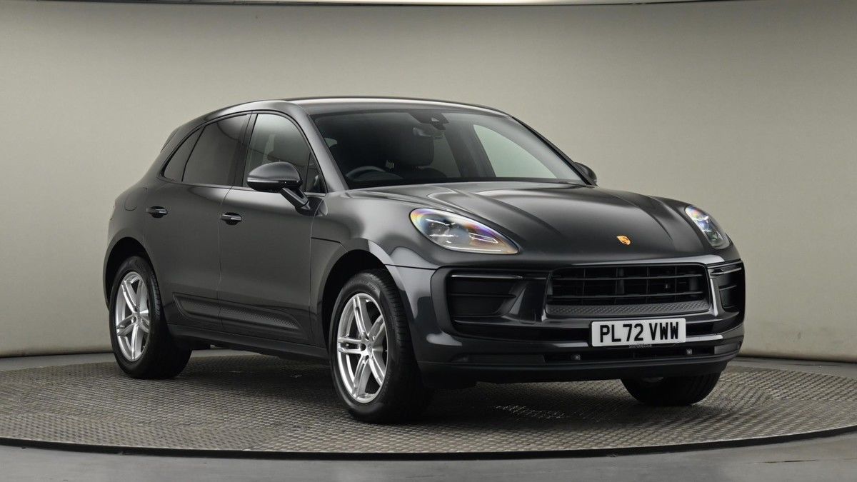 Used Porsche Macan 2023 for sale - 75528761: Photo 1