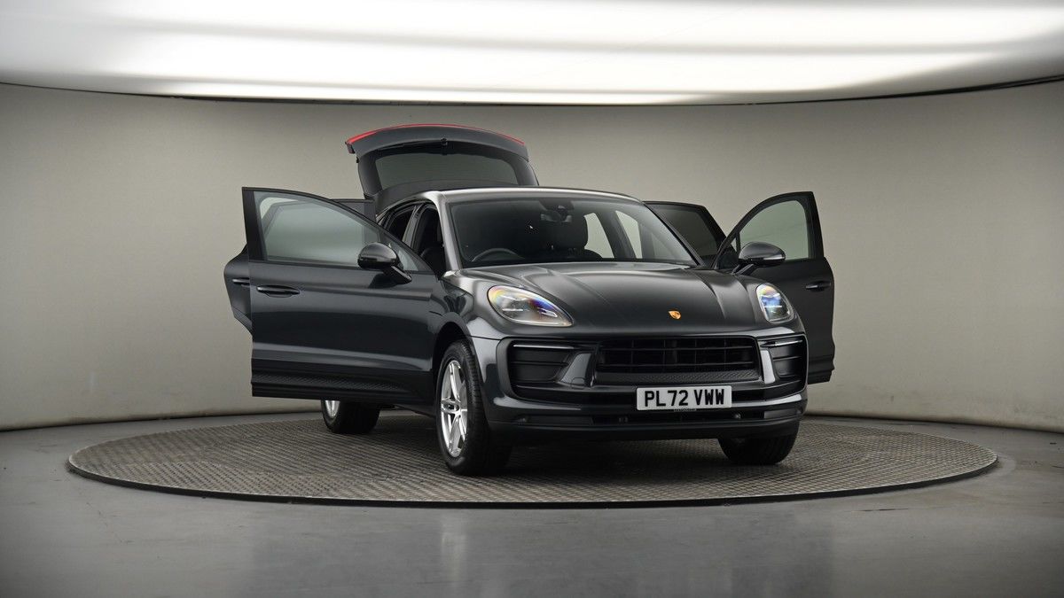 Used Porsche Macan 2023 for sale - 75528761: Photo 46