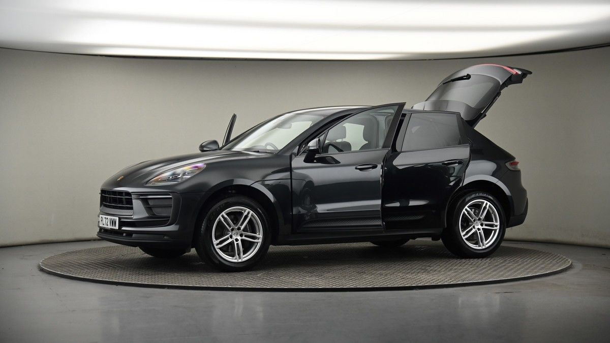 Used Porsche Macan 2023 for sale - 75528761: Photo 49