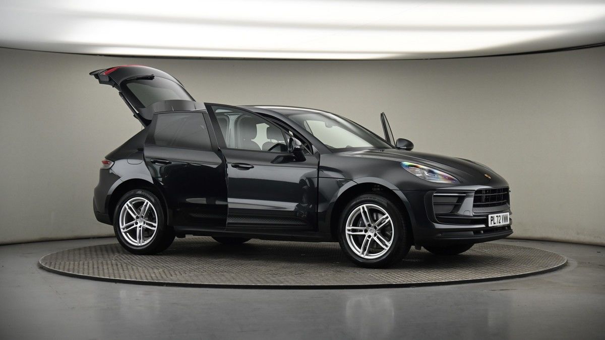 Used Porsche Macan 2023 for sale - 75528761: Photo 60