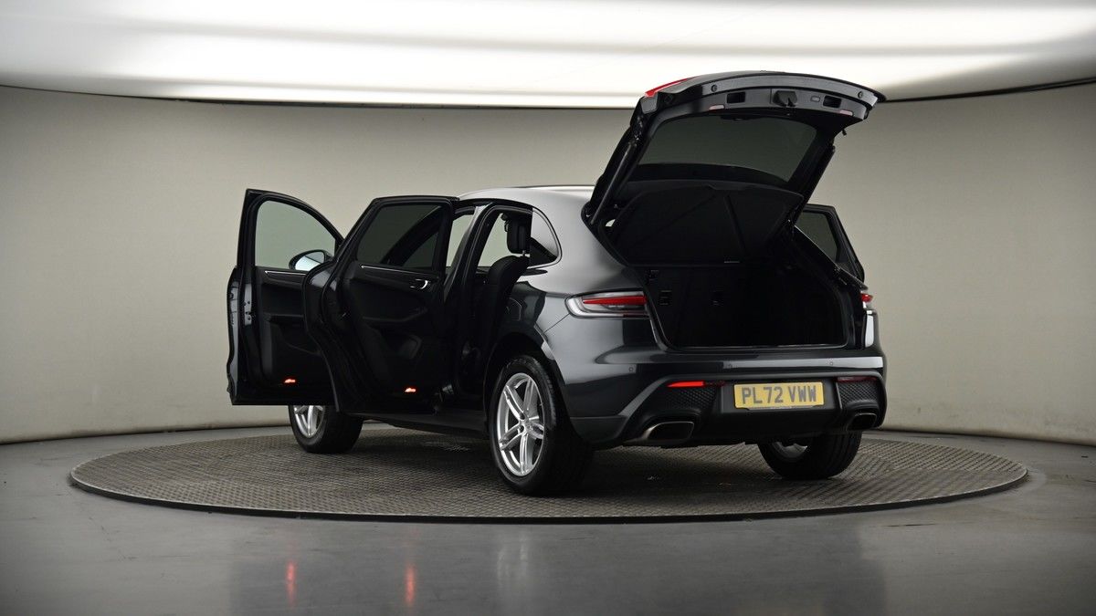 Used Porsche Macan 2023 for sale - 75528761: Photo 8