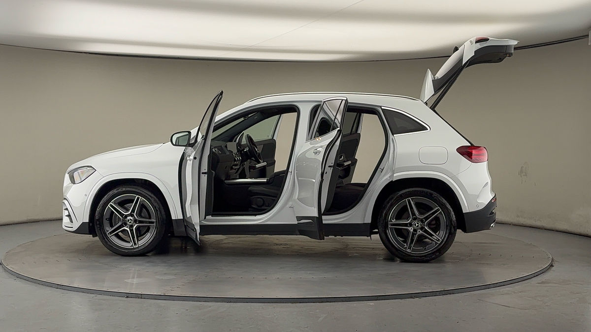 Used Mercedes-Benz GLA 2024 for sale - 77370427: Photo 46