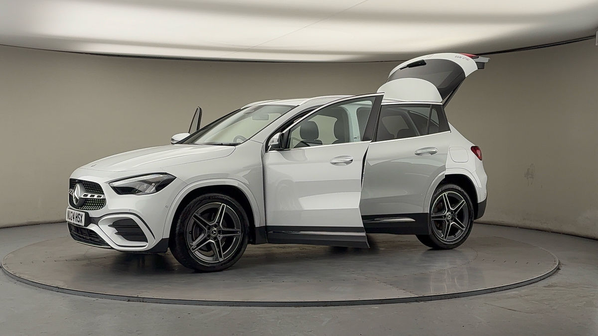 Used Mercedes-Benz GLA 2024 for sale - 77370427: Photo 48