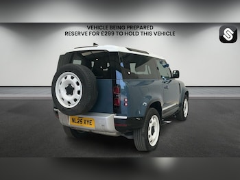 Used Land Rover Defender 90 2025 for sale - 78851714: Photo
