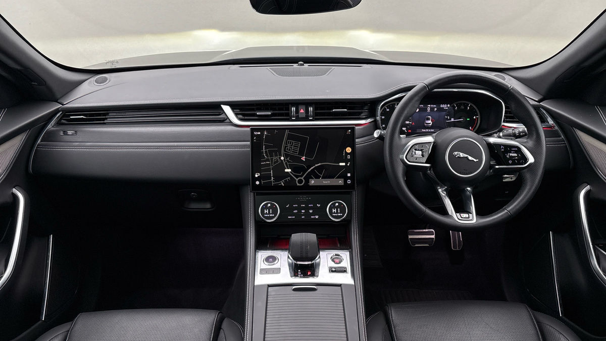 Used Jaguar F-Pace 2023 for sale - 77921050: Photo 12