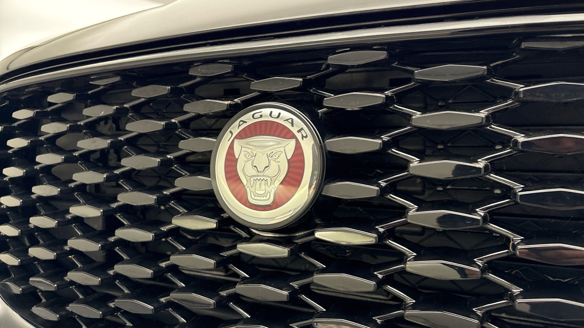 Used Jaguar F-Pace 2023 for sale - 77921050: Photo 24