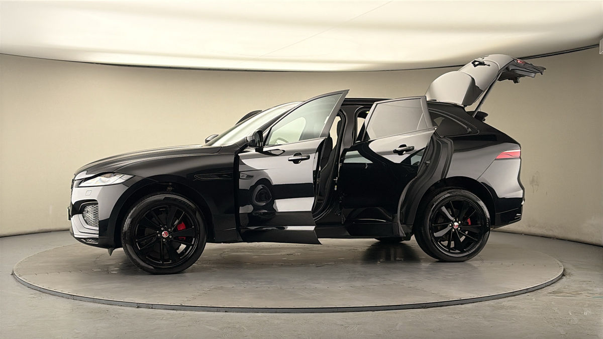 Used Jaguar F-Pace 2023 for sale - 77921050: Photo 48