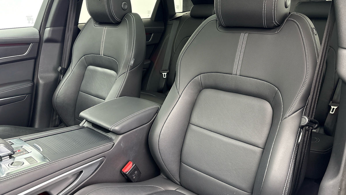 Used Jaguar F-Pace 2023 for sale - 77921050: Photo 7