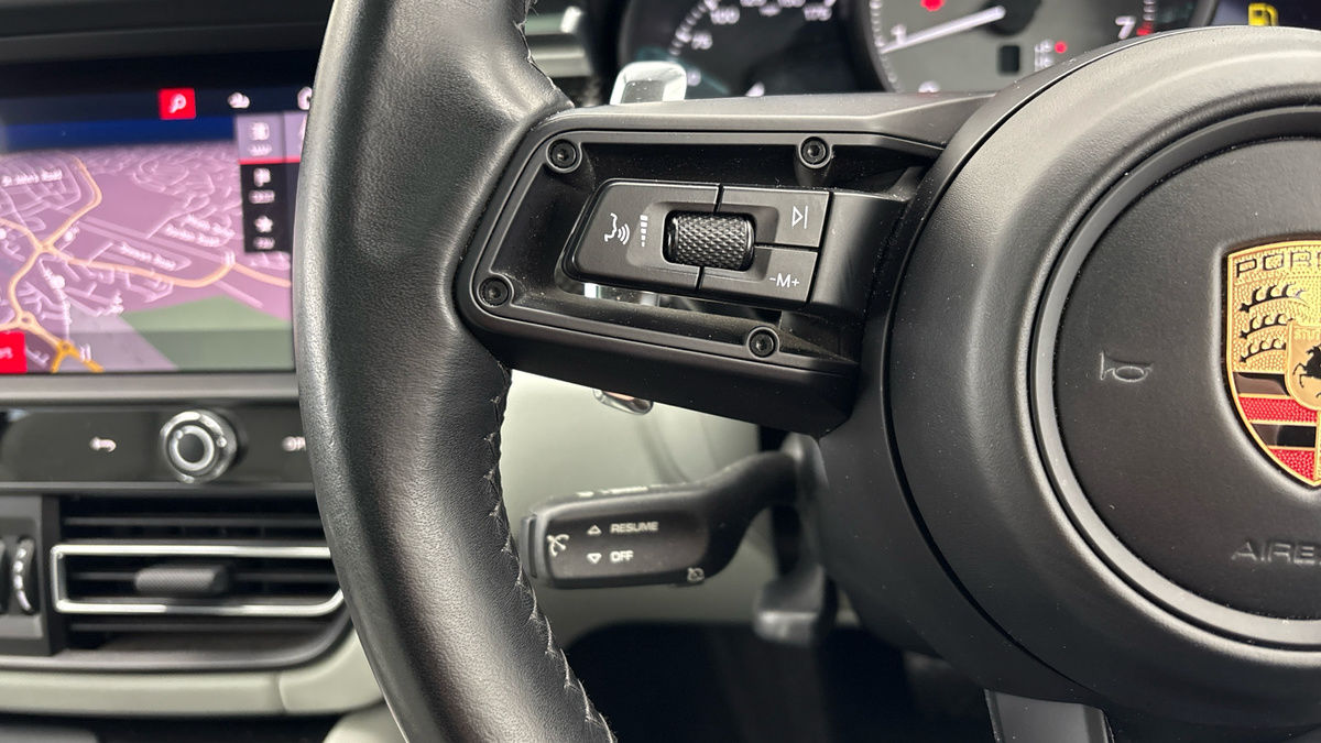 Used Porsche Macan 2023 for sale - 77921059: Photo 13