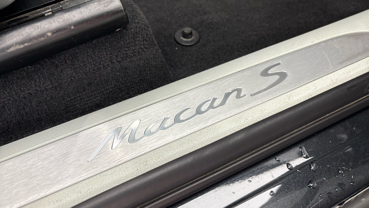 Used Porsche Macan 2023 for sale - 77921059: Photo 27