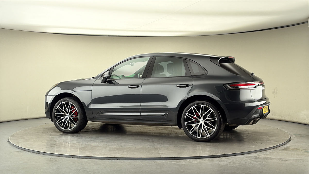 Used Porsche Macan 2023 for sale - 77921059: Photo 29
