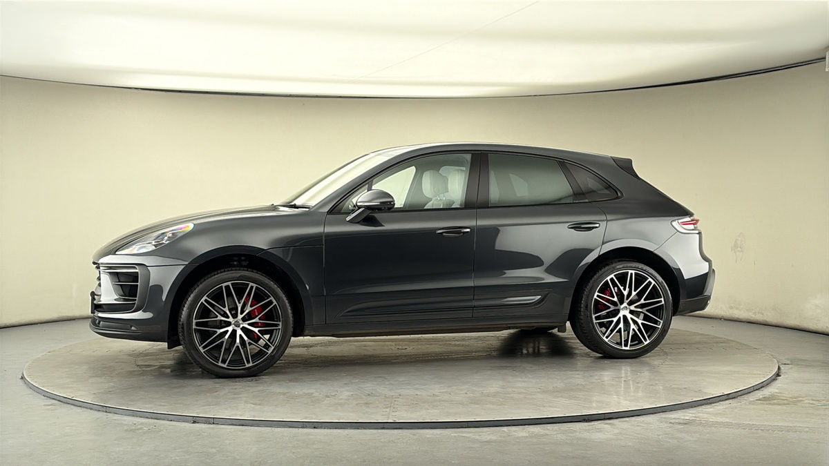 Used Porsche Macan 2023 for sale - 77921059: Photo 31