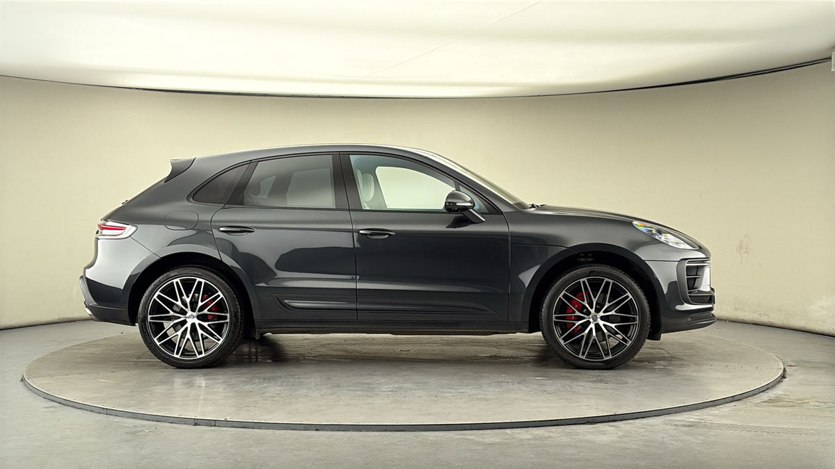 Used Porsche Macan 2023 for sale - 77921059: Photo 39