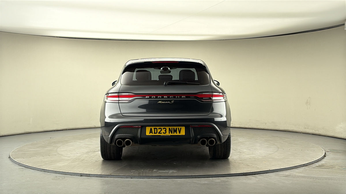 Used Porsche Macan 2023 for sale - 77921059: Photo 4