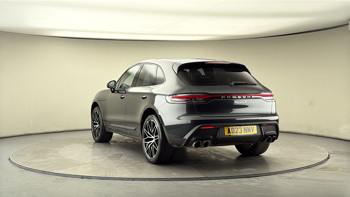 Used Porsche Macan 2023 for sale - 77921059: Photo 45