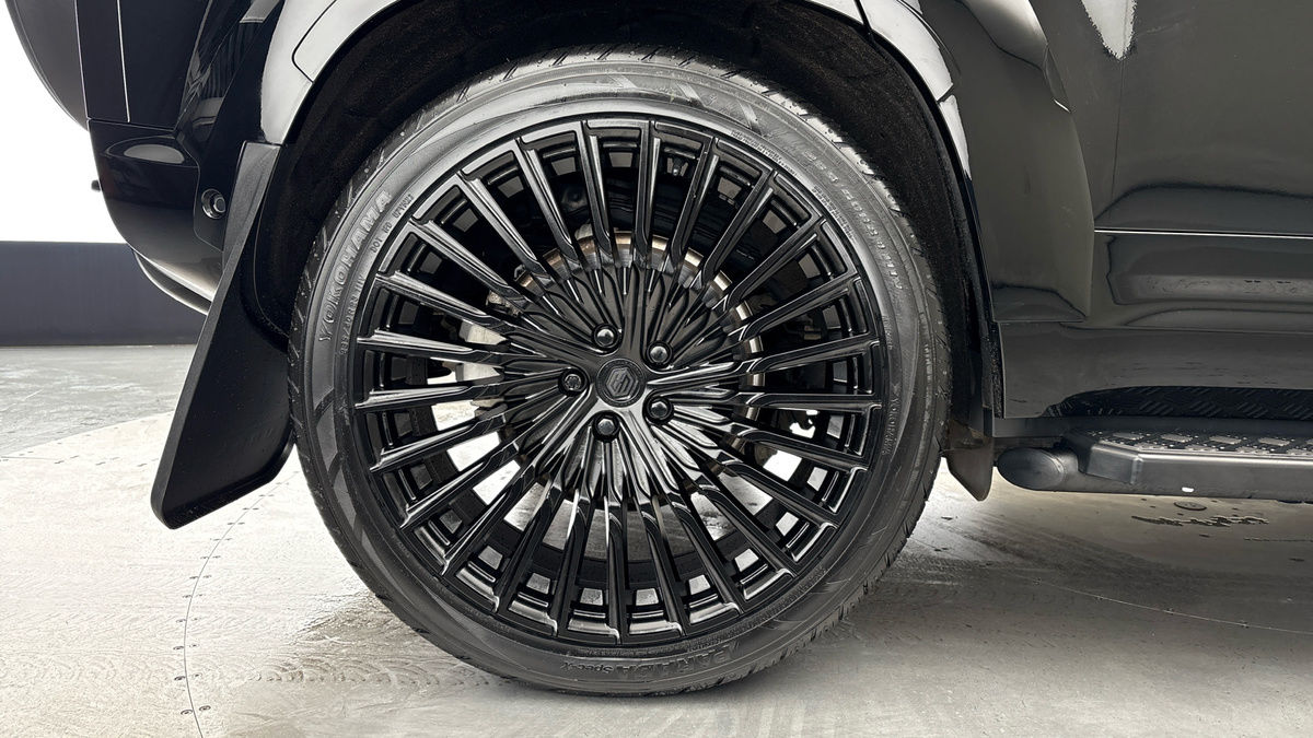 Used Land Rover Defender 2023 for sale - 76863674: Photo 10