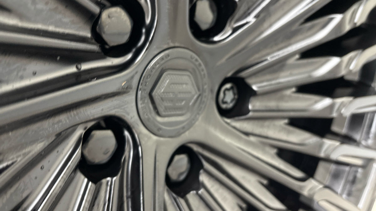 Used Land Rover Defender 2023 for sale - 76863674: Photo 27