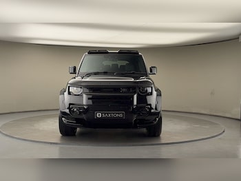 Used Land Rover Defender 2023 for sale - 76863674: Photo