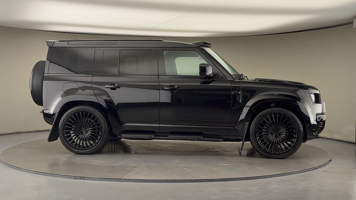 Used Land Rover Defender 2023 for sale - 76863674: Photo 41