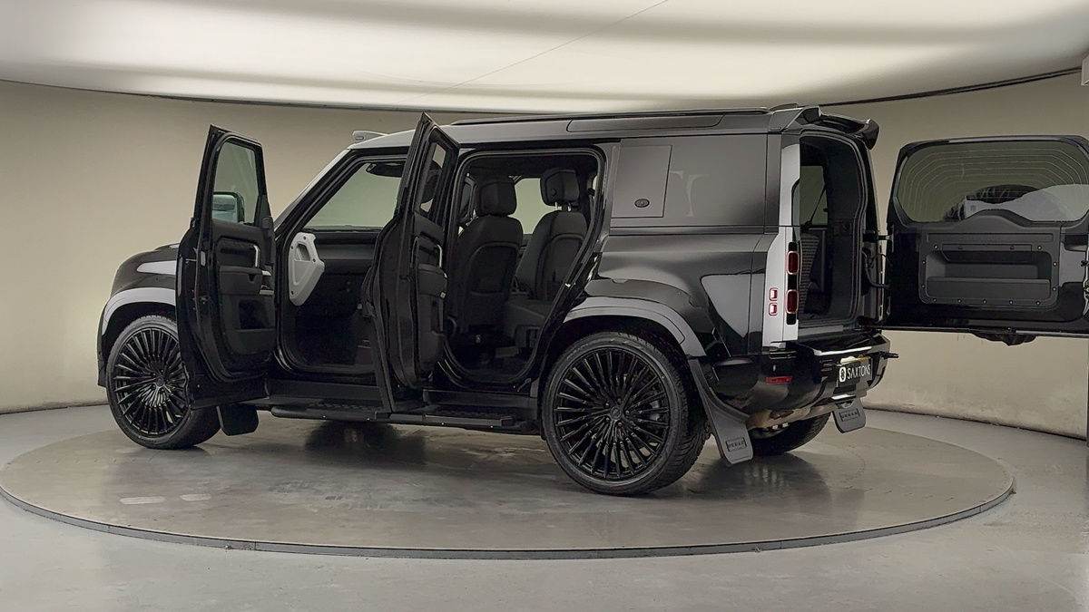 Used Land Rover Defender 2023 for sale - 76863674: Photo 50