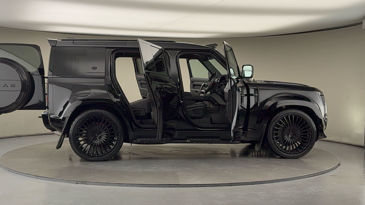 Used Land Rover Defender 2023 for sale - 76863674: Photo 61