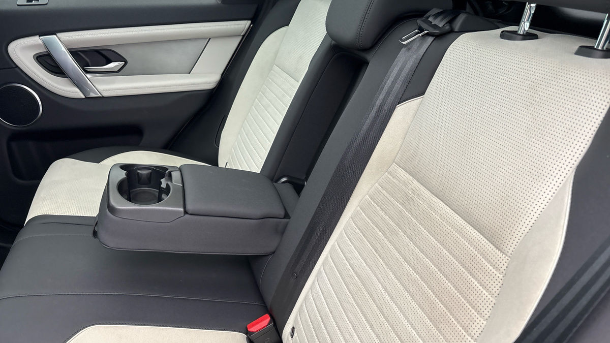 Used Land Rover Discovery Sport 2022 for sale - 77521778: Photo 9