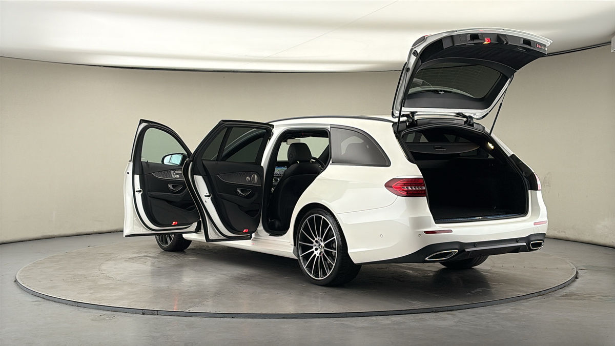 Used Mercedes-Benz E Class 2023 for sale - 77891479: Photo 23