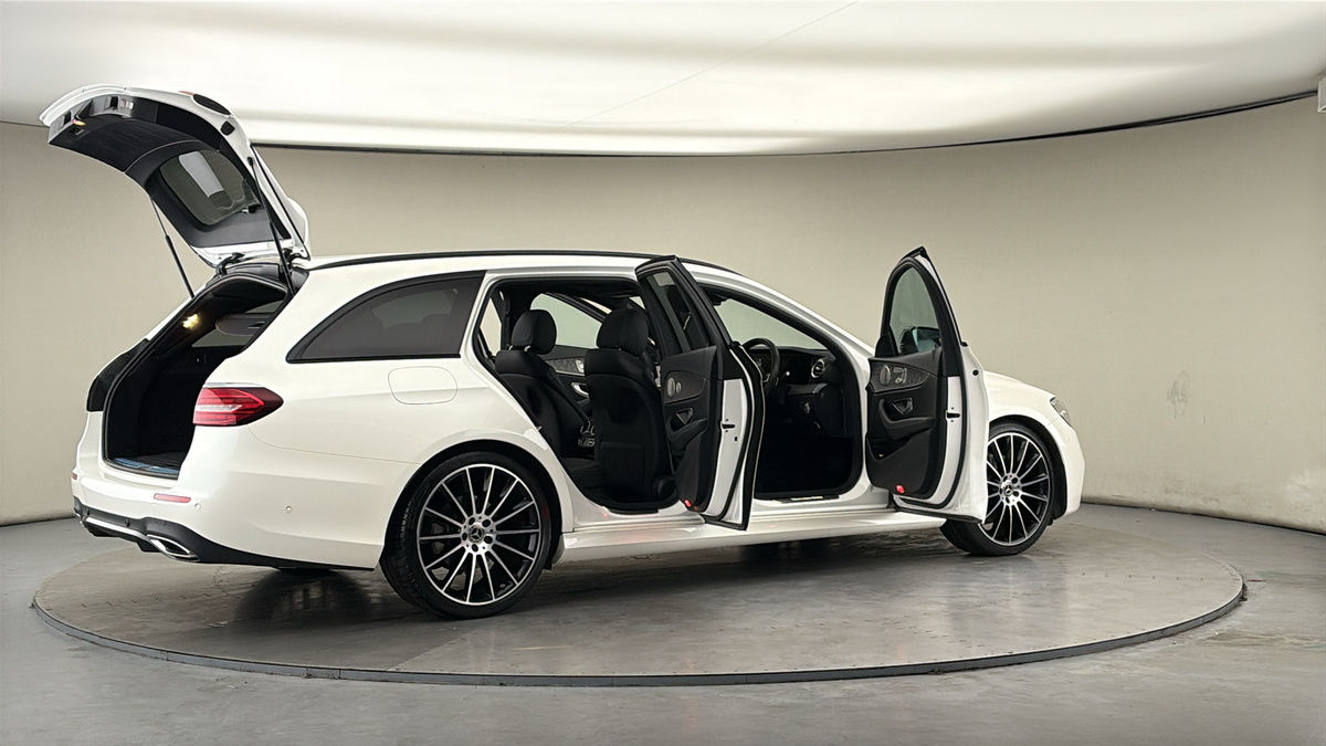 Used Mercedes-Benz E Class 2023 for sale - 77891479: Photo 58