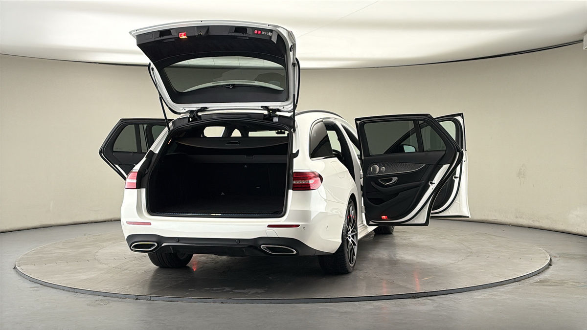 Used Mercedes-Benz E Class 2023 for sale - 77891479: Photo 60