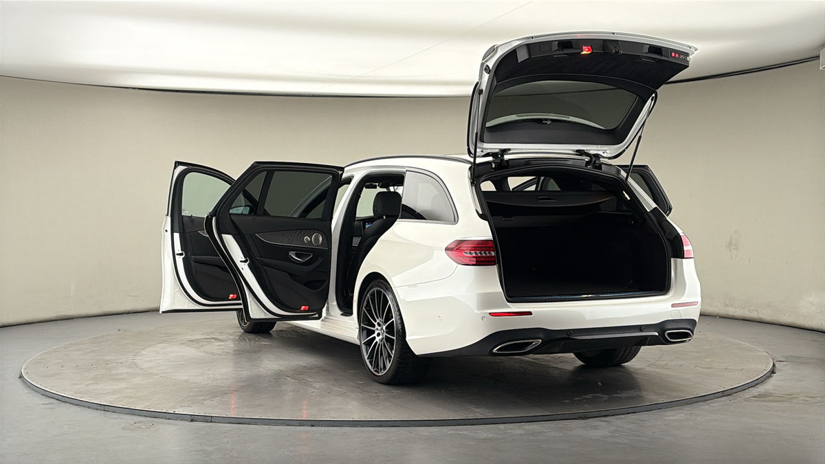 Used Mercedes-Benz E Class 2023 for sale - 77891479: Photo 62