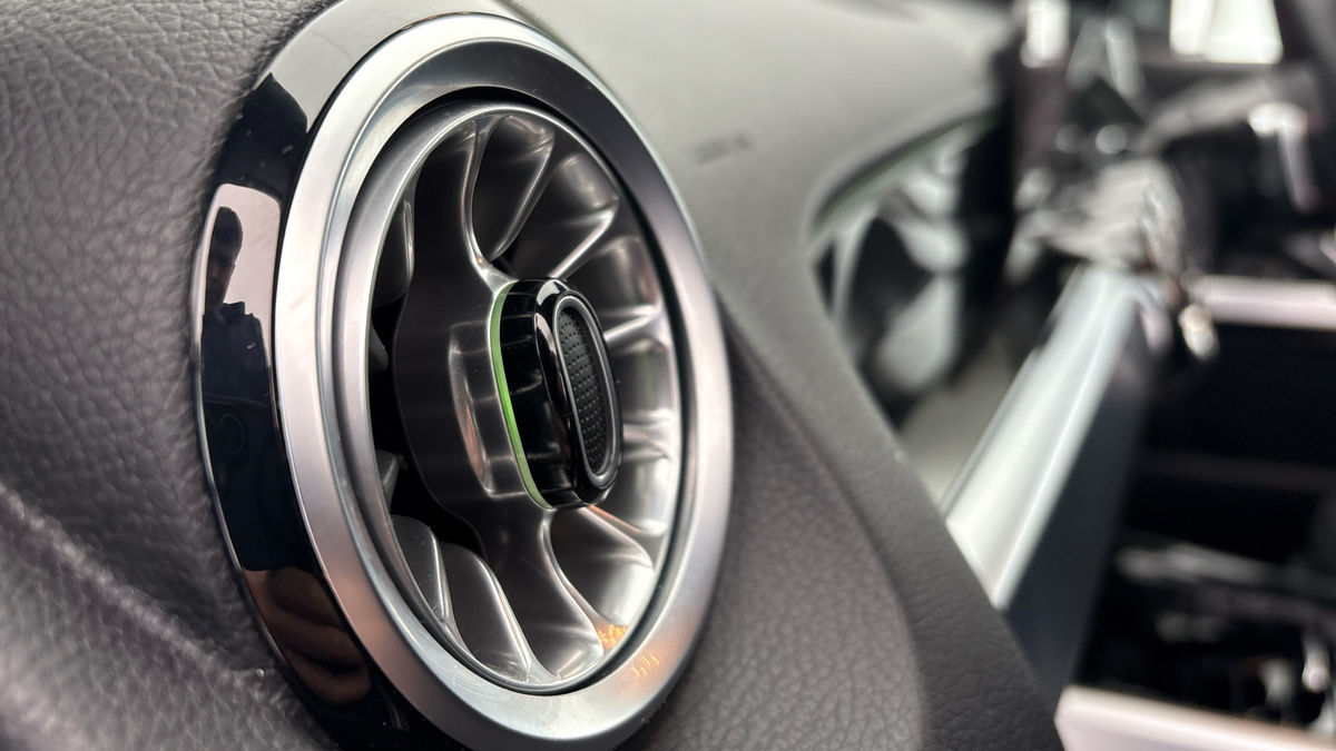 Used Mercedes-Benz GLB 2025 for sale - 76884644: Photo 6