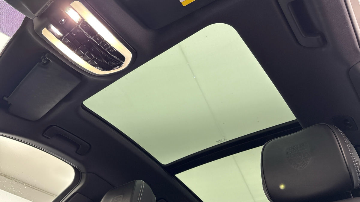 Used Porsche Macan 2022 for sale - 77494470: Photo 6