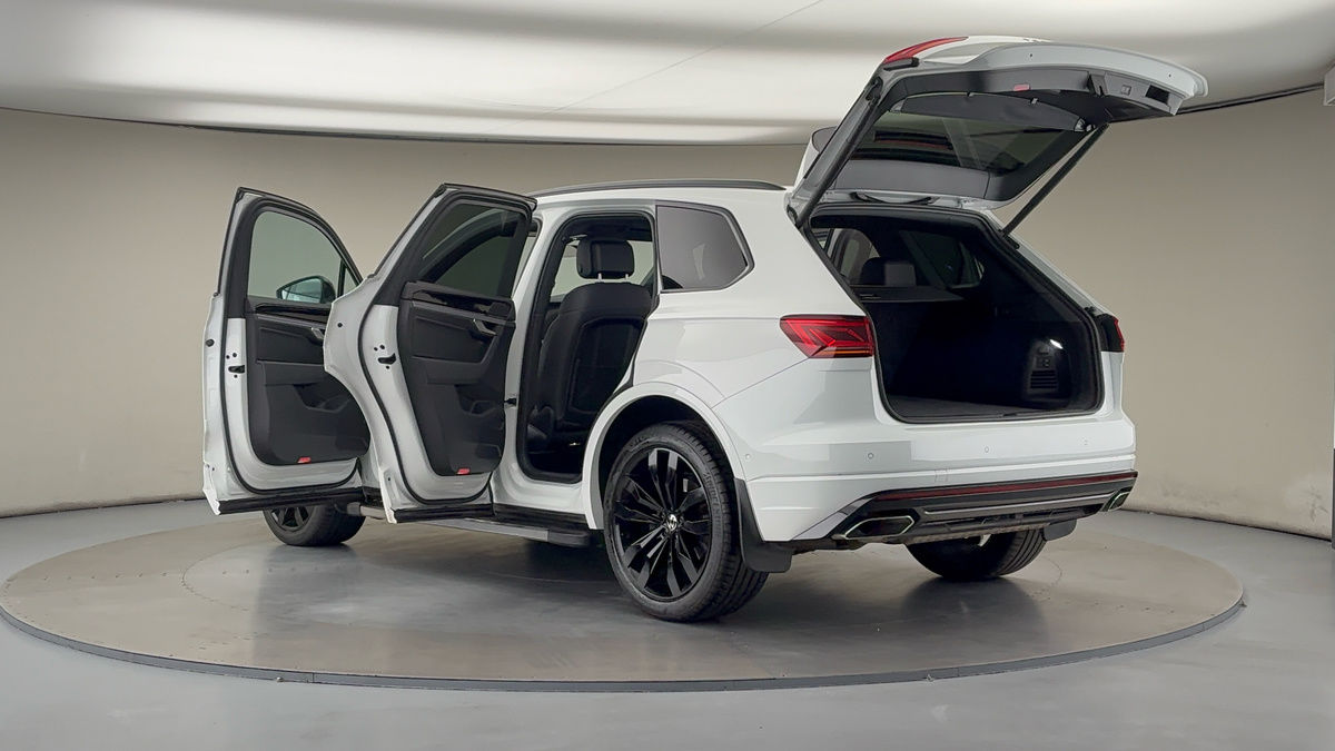 Used Volkswagen Touareg 2021 for sale - 76267785: Photo 45