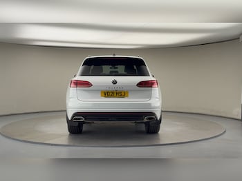 Used Volkswagen Touareg 2021 for sale - 76267785: Photo