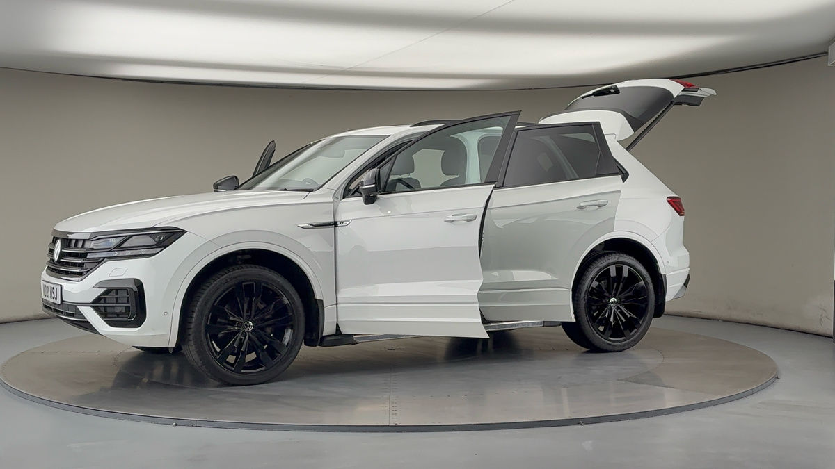 Used Volkswagen Touareg 2021 for sale - 76267785: Photo 50