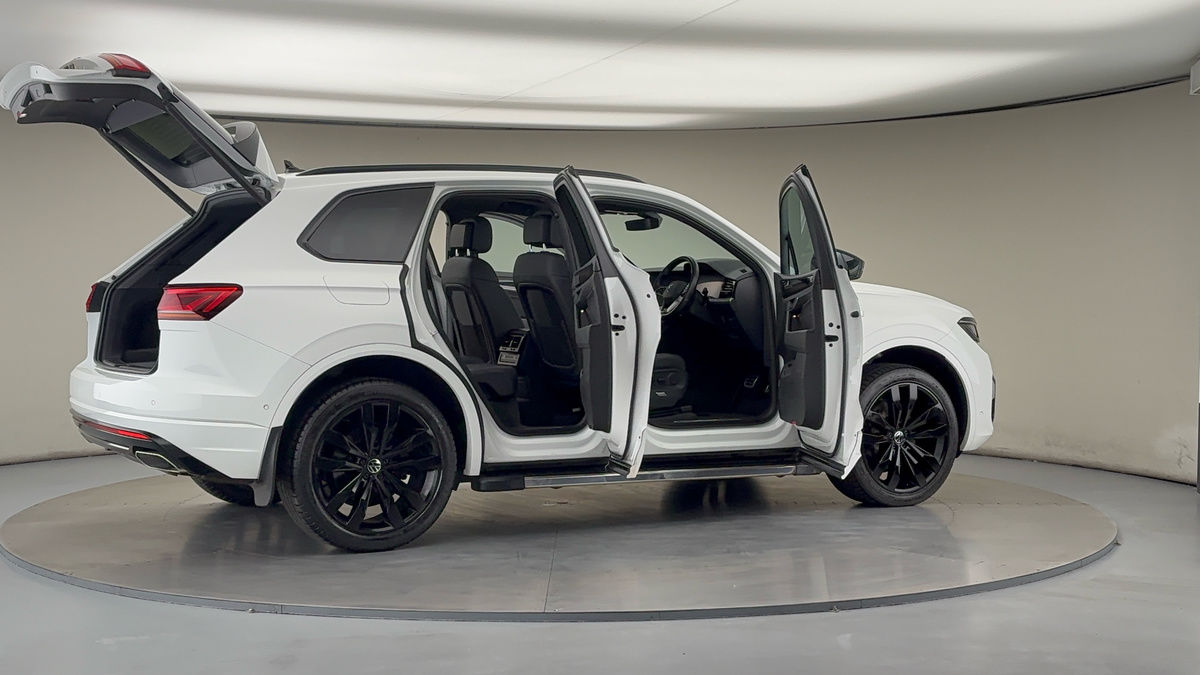 Used Volkswagen Touareg 2021 for sale - 76267785: Photo 59