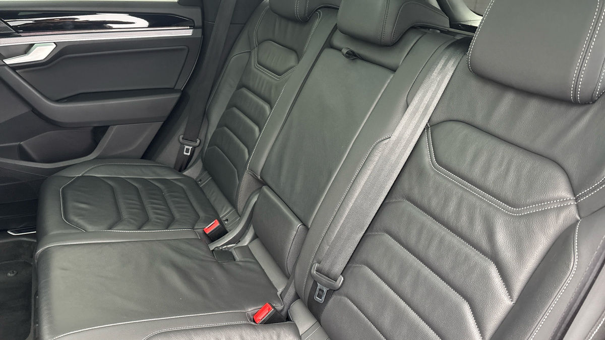 Used Volkswagen Touareg 2021 for sale - 76267785: Photo 8