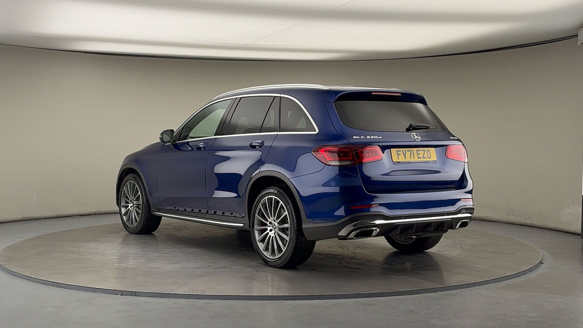 Used Mercedes-Benz GLC 2021 for sale - 76280690: Photo 2