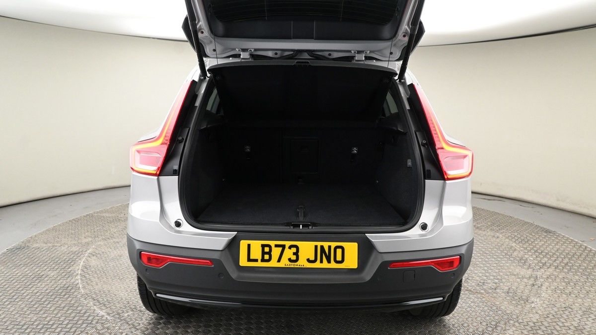 Used Volvo XC40 2023 for sale - 77535697: Photo 14