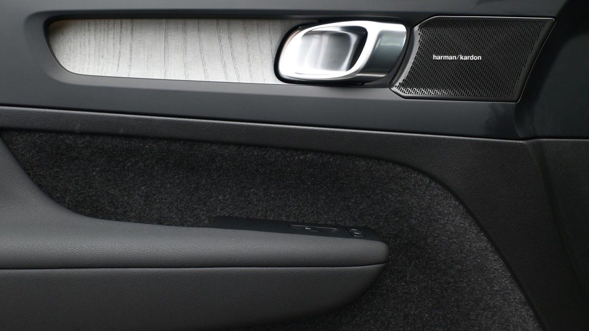 Used Volvo XC40 2023 for sale - 77535697: Photo 18