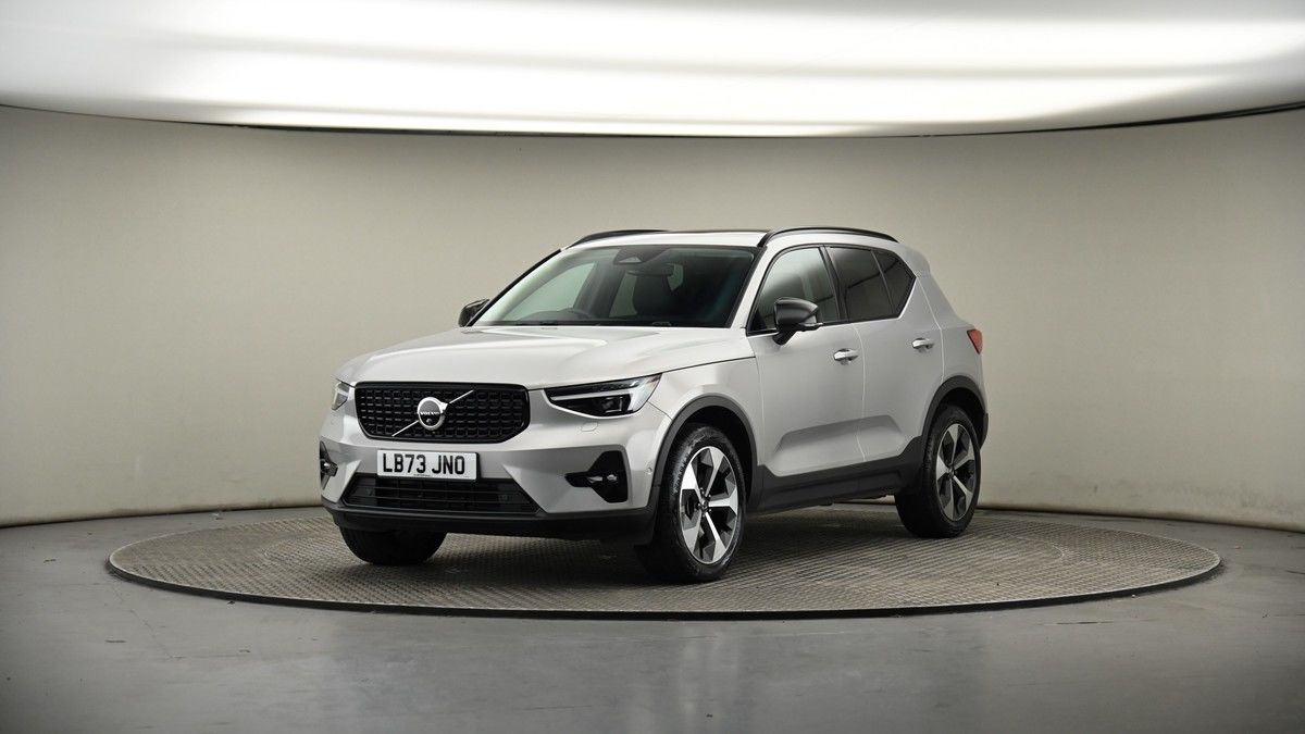 Used Volvo XC40 2023 for sale - 77535697: Photo 32