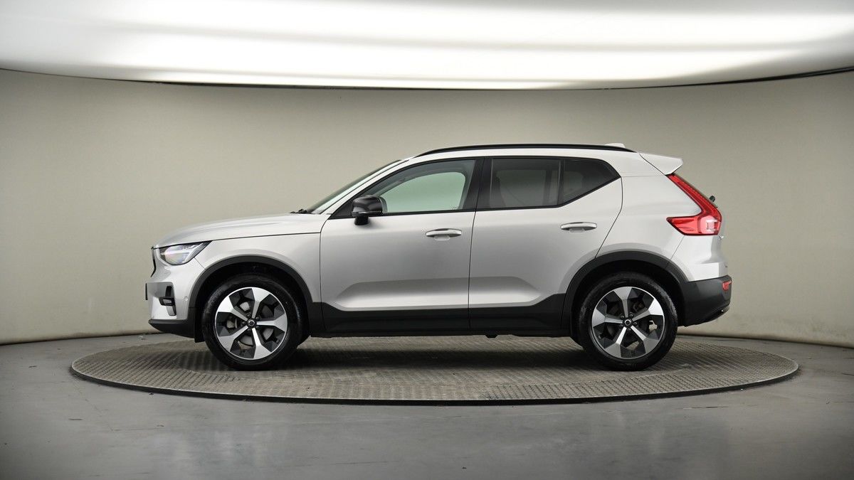 Used Volvo XC40 2023 for sale - 77535697: Photo 38