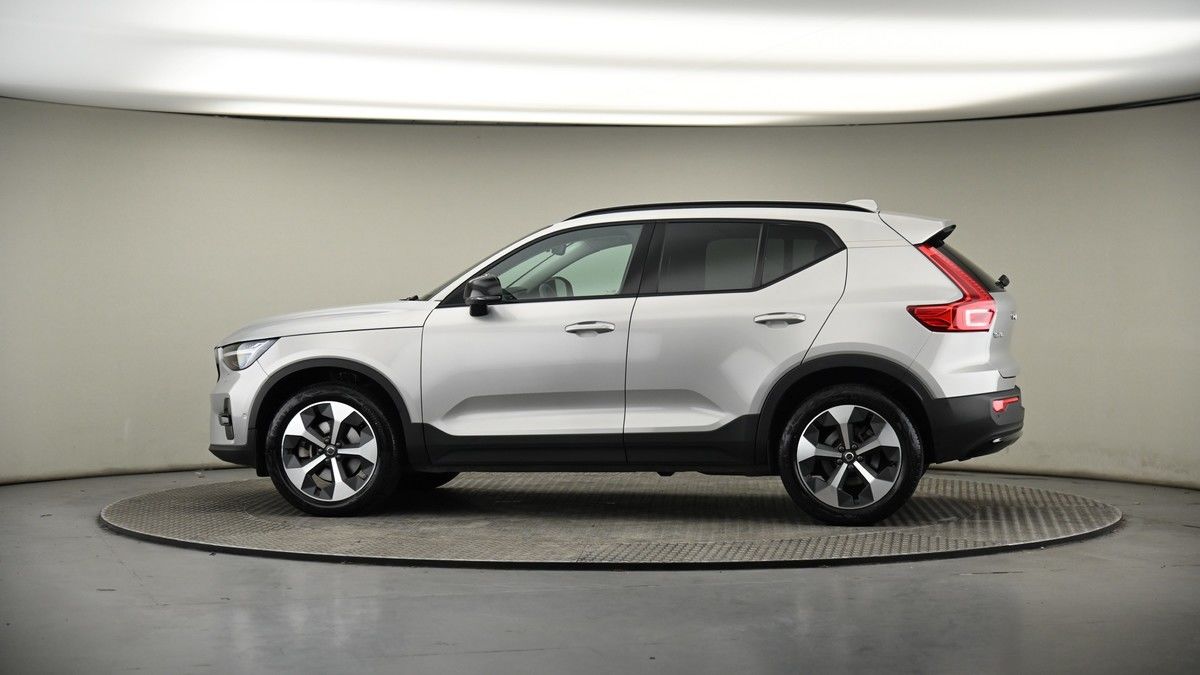 Used Volvo XC40 2023 for sale - 77535697: Photo 39