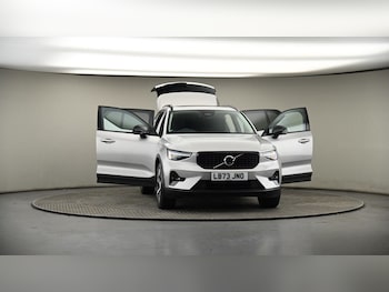 Used Volvo XC40 2023 for sale - 77535697: Photo
